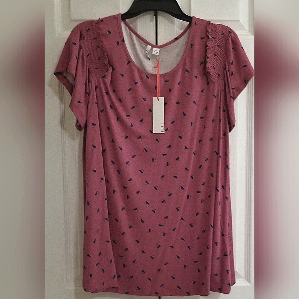 Brand New/Tags Elle Open/Cold Shoulder Short Sleeve Pink Heart Print Top-Size XL